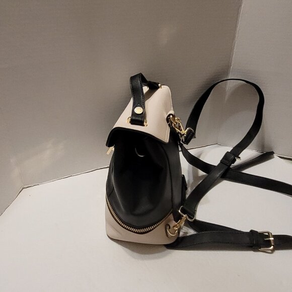 Steve Madden Backpack Purse Black and Cream inside pockets Bag - Picture 5 of 14
